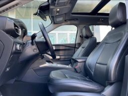 
										2022 Ford Explorer Limited full									