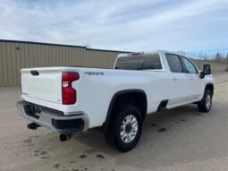 
										2021 Chevrolet Silverado 3500 LT Diesel Crew Cab Longbox full									