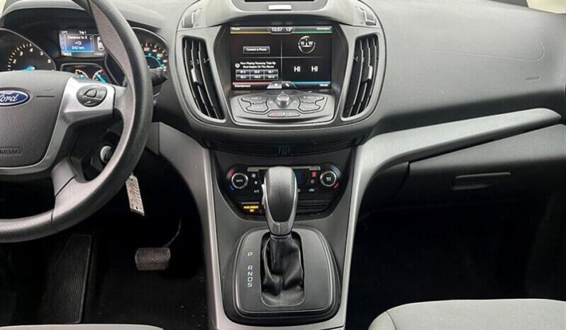
								2015 Ford Escape SE full									