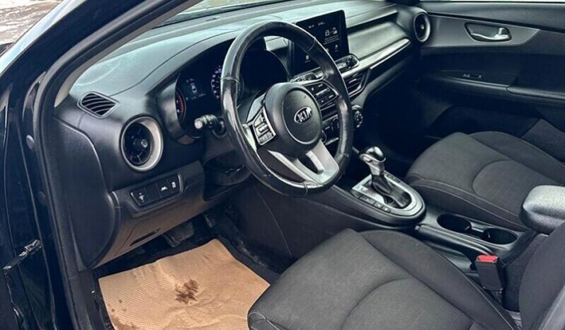 
								2019 Kia Forte LX full									