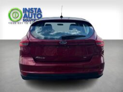 
										2017 Ford Focus SE full									