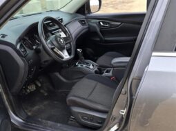 
										2018 Nissan Rogue SV full									