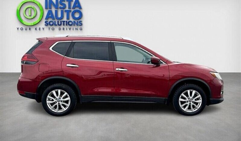 
								2018 Nissan Rogue SV full									