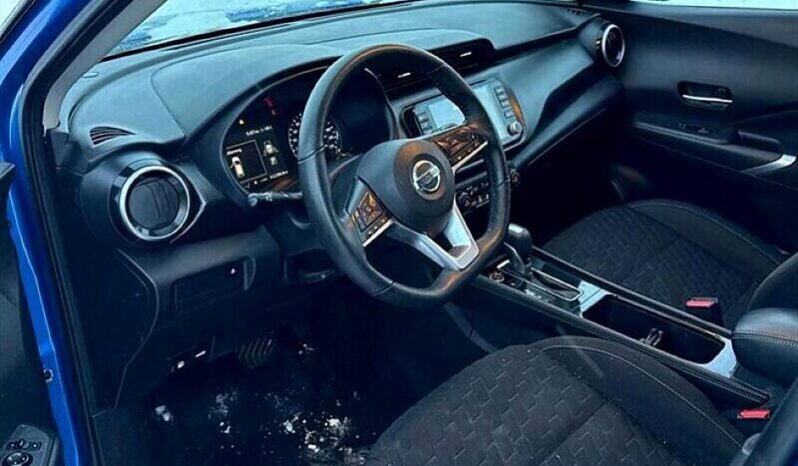
								2021 Nissan Kicks SV full									