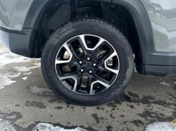 
										2019 Jeep Compass Upland full									
