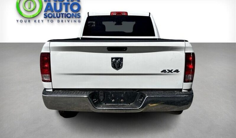 
								2017 RAM 1500 ST full									