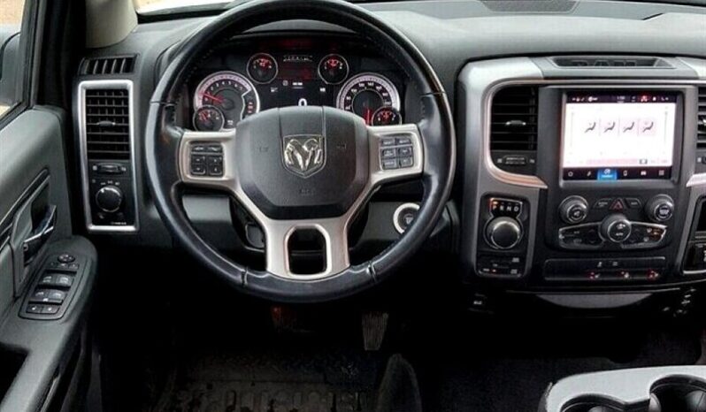 
								2022 RAM 1500 SLT full									