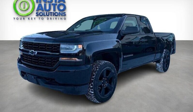 
								2018 Chevrolet Silverado 1500 Custom full									