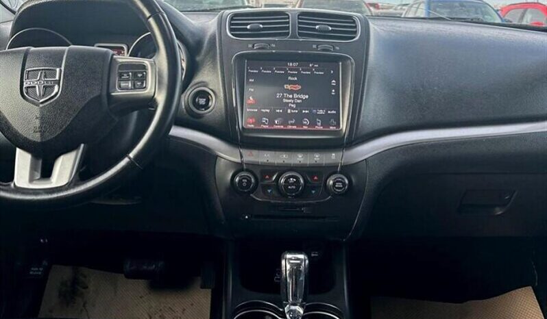 
								2017 Dodge Journey Crossroad full									