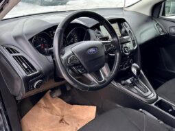 
										2018 Ford Focus SEL full									