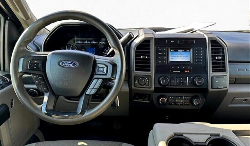 
								2020 Ford F-350 XLT full									