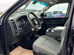
										2017 RAM 1500 ST full									