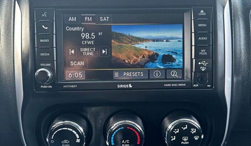 
								2016 Jeep Compass North Edition full									