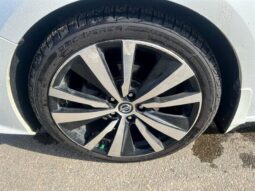 
										2019 Nissan Altima 2.5 Platinum full									
