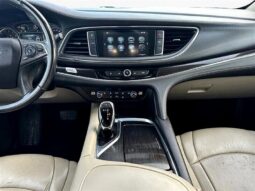 
										2018 Buick Enclave Essence full									