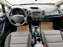 
										2018 Kia Forte LX full									