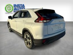 
										2022 Mitsubishi Eclipse Cross ES full									