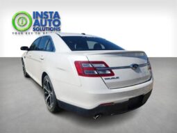 
										2015 Ford Taurus SEL full									