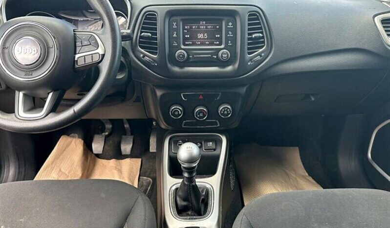 
								2018 Jeep Compass Sport full									
