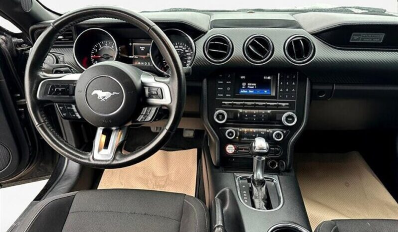 
								2016 Ford Mustang V6 full									