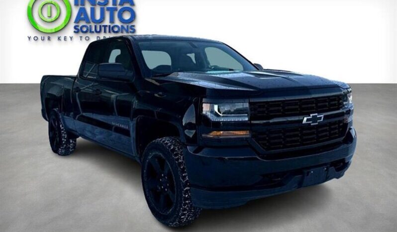 
								2018 Chevrolet Silverado 1500 Custom full									