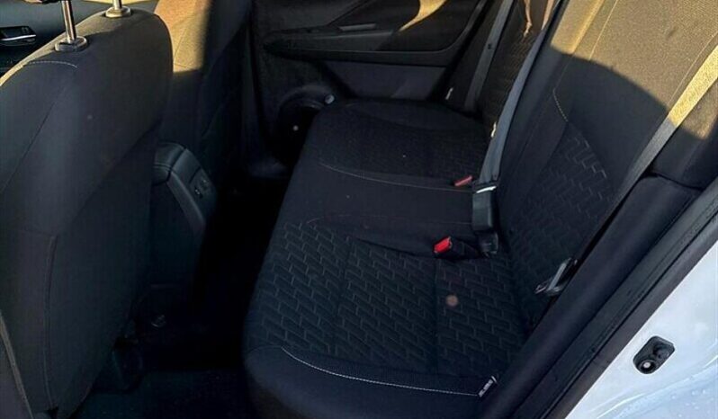 
								2021 Nissan Kicks SV full									