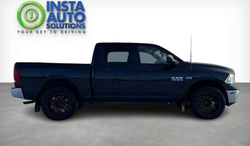 
								2017 RAM 1500 ST full									