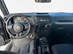 
										2018 Jeep Wrangler JK Sport full									