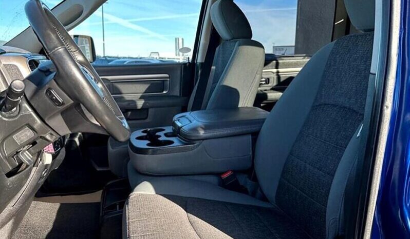 
								2017 RAM 1500 Outdoorsman full									