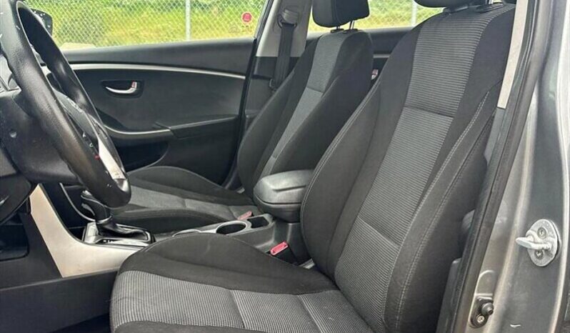 
								2016 Hyundai ELANTRA GT GL full									