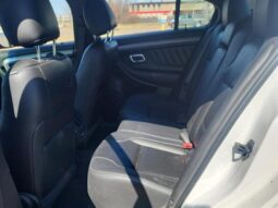 
										2015 Ford Taurus SEL full									