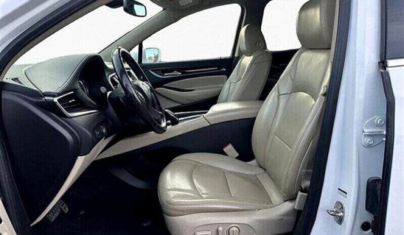 
								2018 Buick Enclave Essence full									