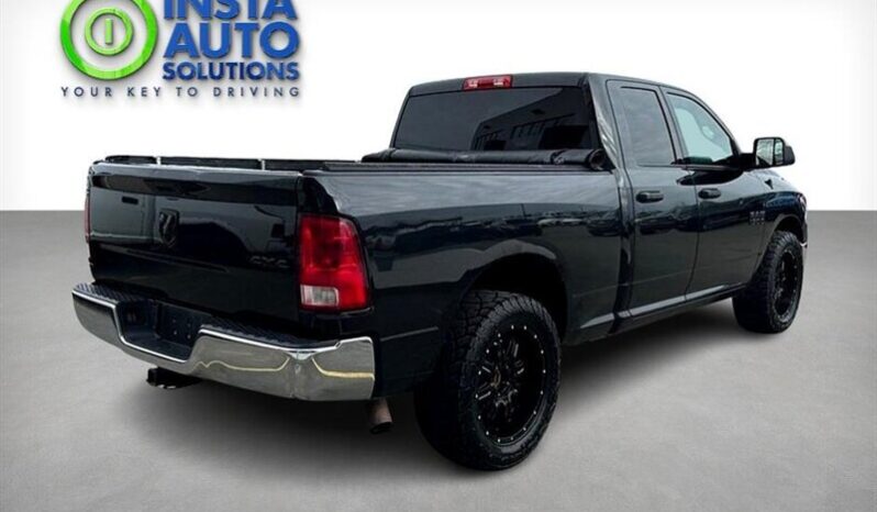 
								2017 RAM 1500 ST full									