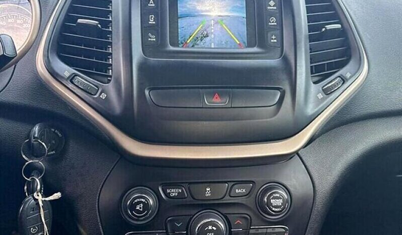
								2016 Jeep Cherokee Sport full									