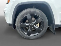
										2018 Jeep Grand Cherokee Laredo full									