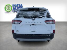 
										2020 Ford Escape SE full									