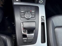 
										2020 Audi Q5 quattro Premium 45 TFSI full									