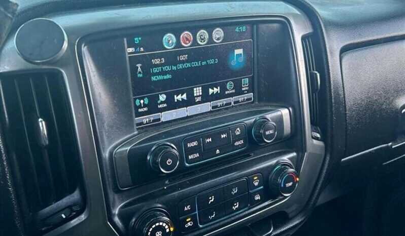 
								2018 Chevrolet Silverado 1500 LT full									