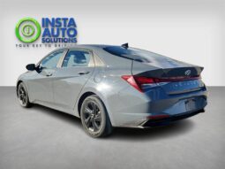 
										2022 Hyundai ELANTRA Preferred full									