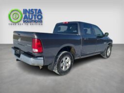 
										2017 RAM 1500 ST full									