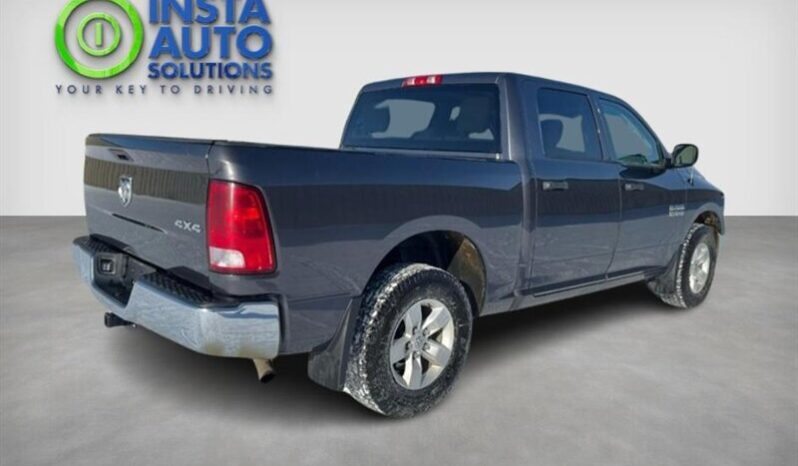 
								2017 RAM 1500 ST full									
