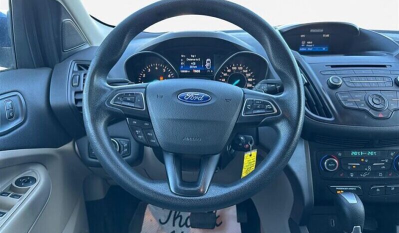 
								2017 Ford Escape SE full									