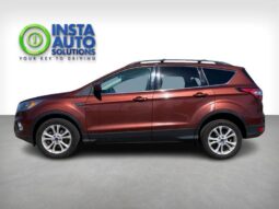 
										2018 Ford Escape SE full									