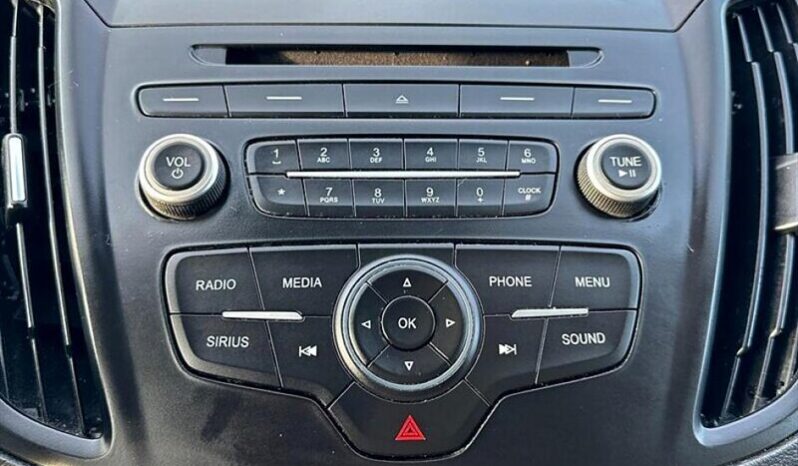 
								2018 Ford Escape SE full									