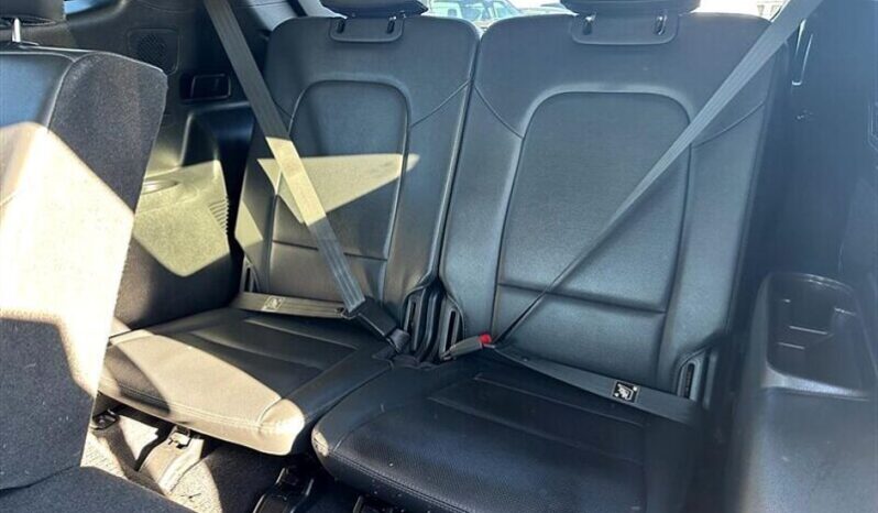 
								2017 Hyundai Santa Fe Limited full									