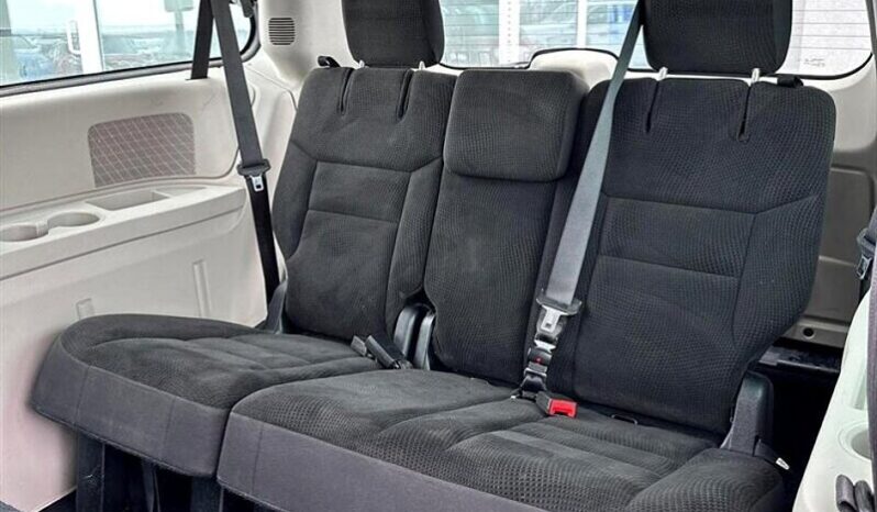 
								2018 Dodge Grand Caravan SE full									