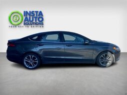 
										2017 Ford Fusion SE full									