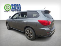 
										2018 Nissan Pathfinder S full									