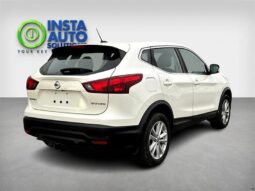 
										2019 Nissan Qashqai SV full									