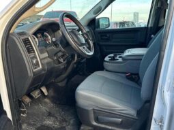 
										2017 RAM 1500 ST full									